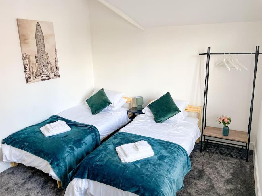 Perfect For Contractors & Families! 7 Beds Free Parking Apartman Birmingham Kültér fotó